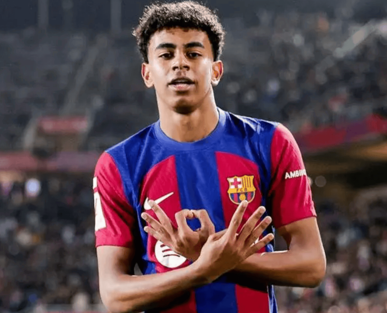 记者：国米不可能在冬窗签阿德耶米，他们满意现有的4名前锋