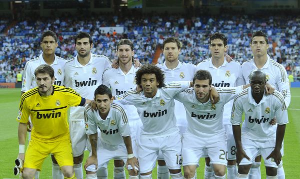 安东内拉晒为蒂亚戈庆生照，举办了一个巴萨主题生日派对