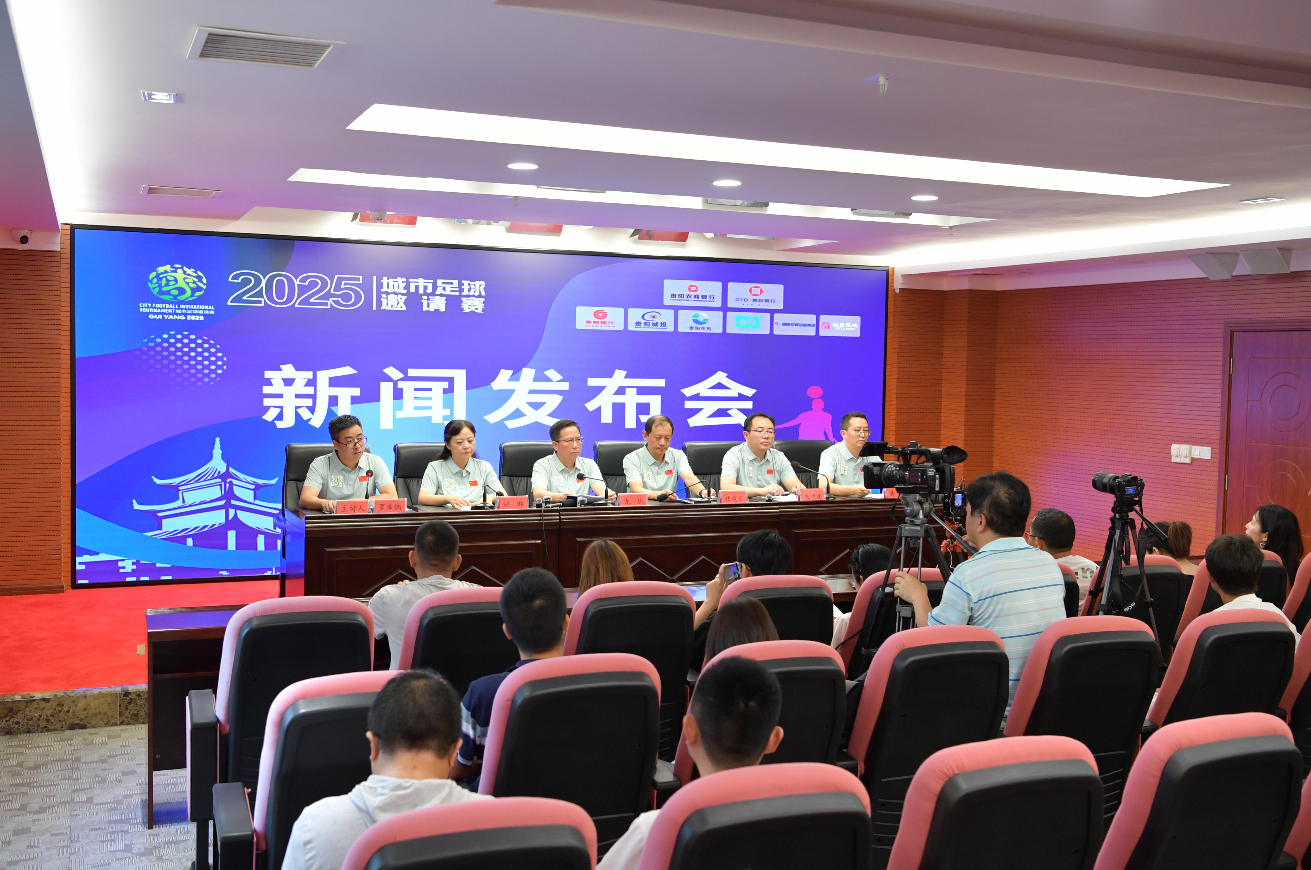 穆帅希望尤文图斯33岁边锋，加盟本菲卡，再次合作